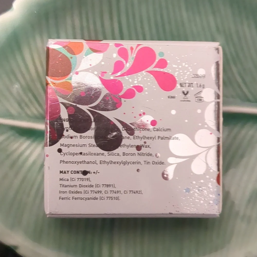 Coloured Raine Eyeshadow - Picture 2 of 3